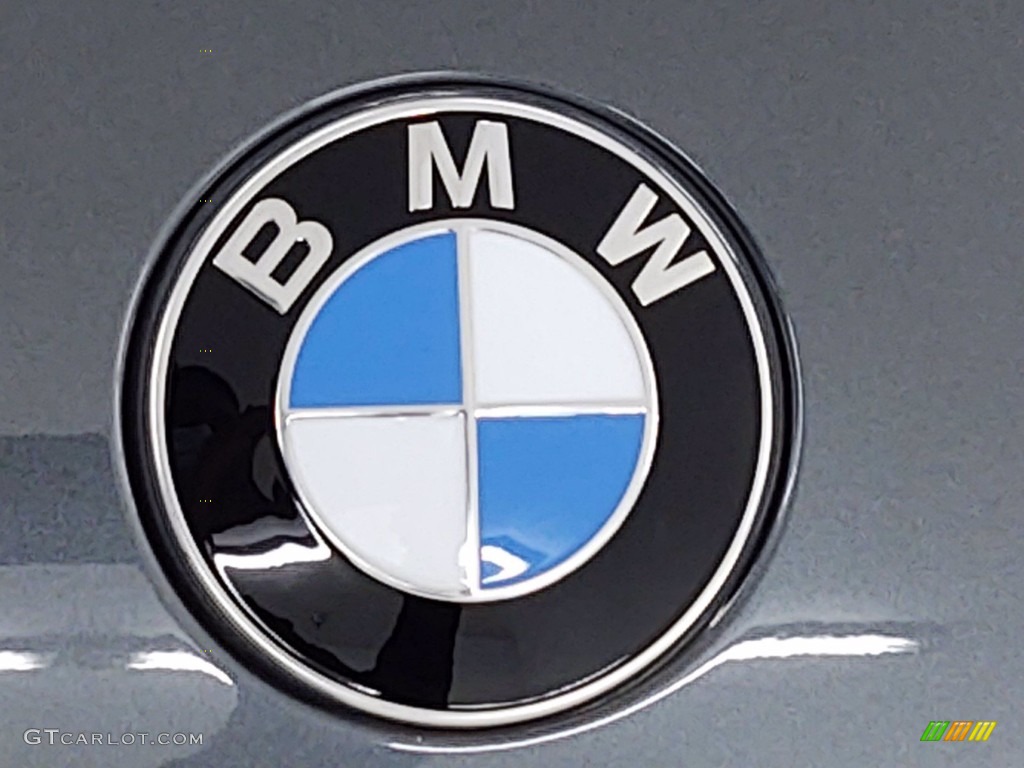 2021 X2 sDrive28i - Mineral Gray Metallic / Black photo #5