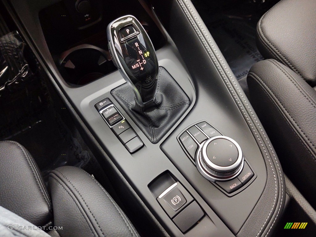 2021 X2 sDrive28i - Mineral Gray Metallic / Black photo #22