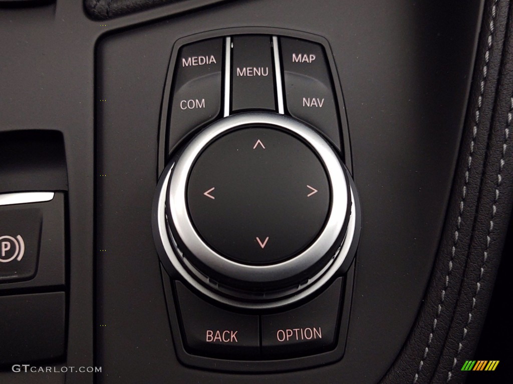 2021 X2 sDrive28i - Mineral Gray Metallic / Black photo #24