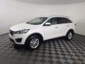 Snow White Pearl 2018 Kia Sorento LX Exterior