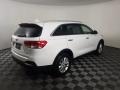 Snow White Pearl - Sorento LX Photo No. 7