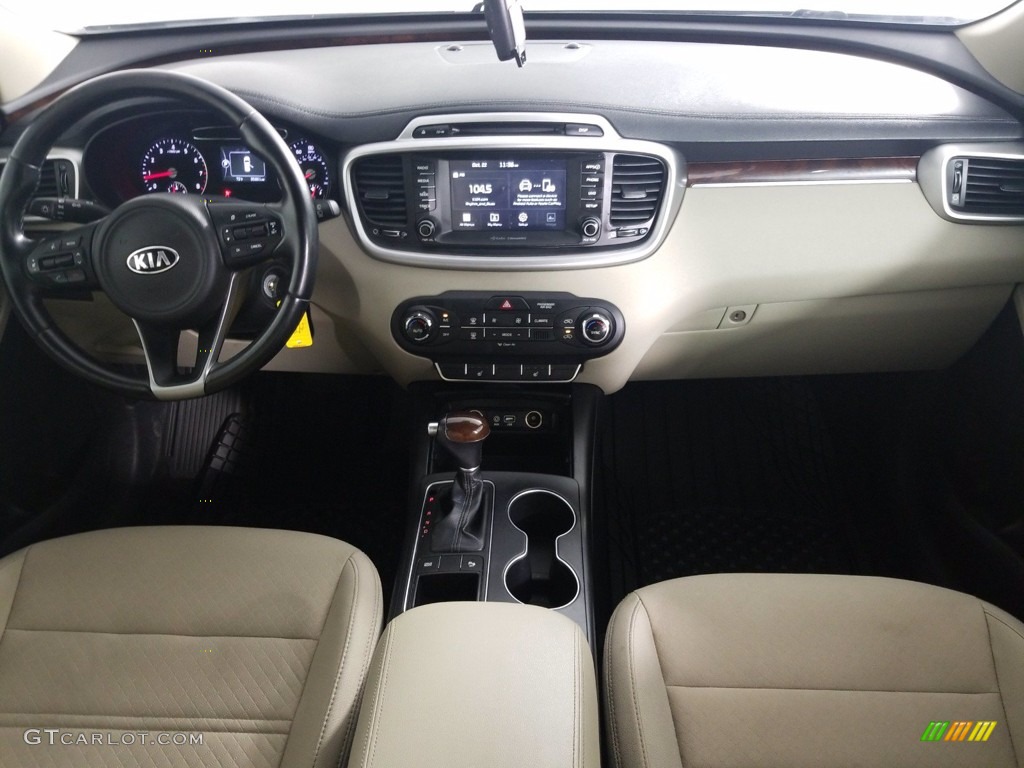 2018 Kia Sorento LX Stone Beige Dashboard Photo #141297337