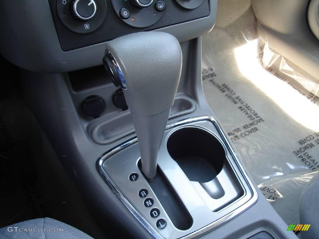 2006 Malibu LT Sedan - Silverstone Metallic / Titanium Gray photo #24