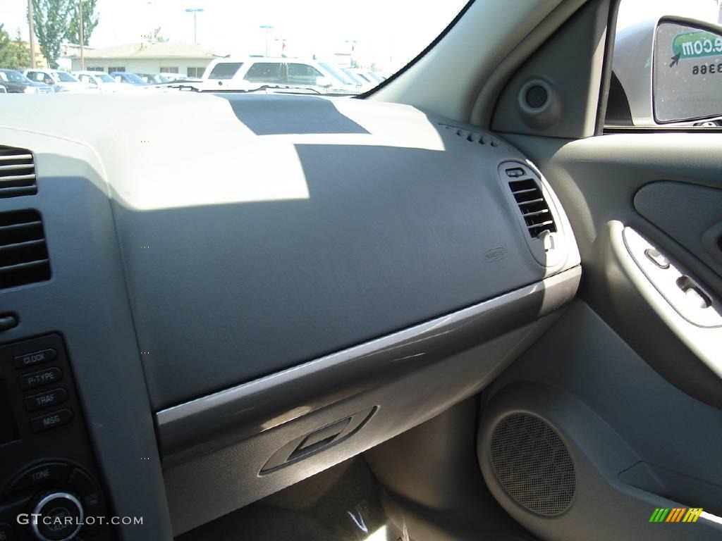 2006 Malibu LT Sedan - Silverstone Metallic / Titanium Gray photo #25