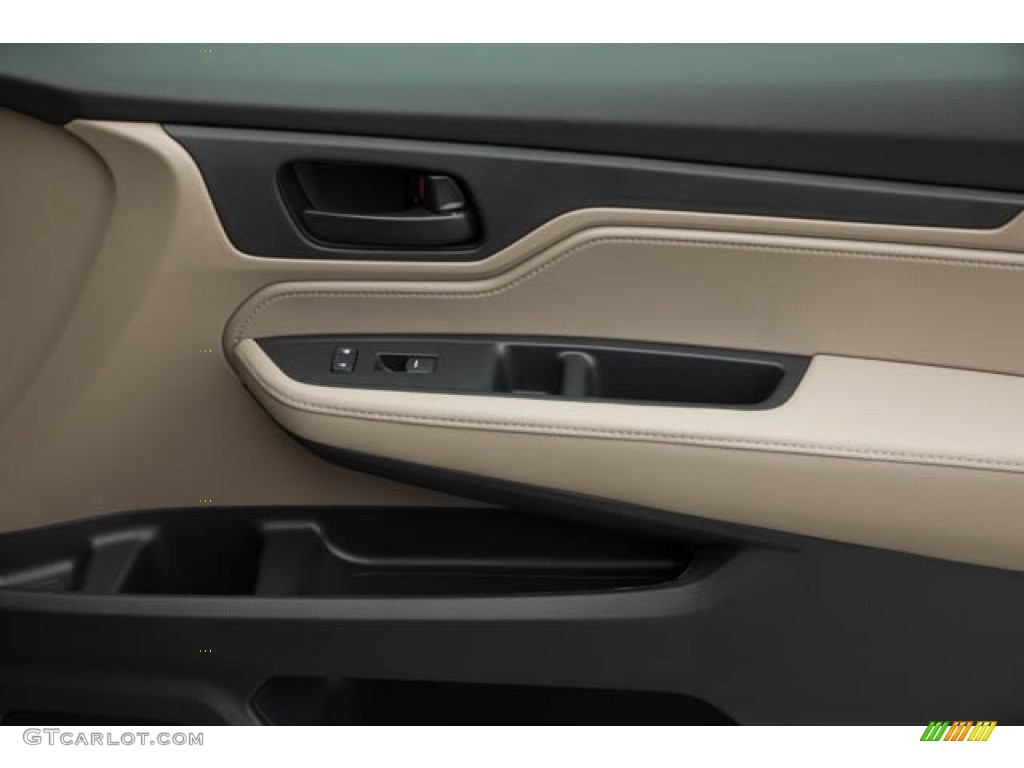 2022 Odyssey EX - Radiant Red Metallic II / Beige photo #36