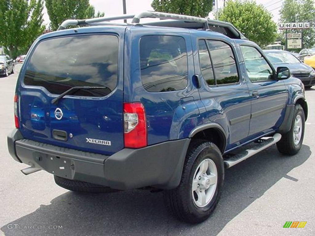 2004 Xterra XE 4x4 - Just Blue / Charcoal photo #6