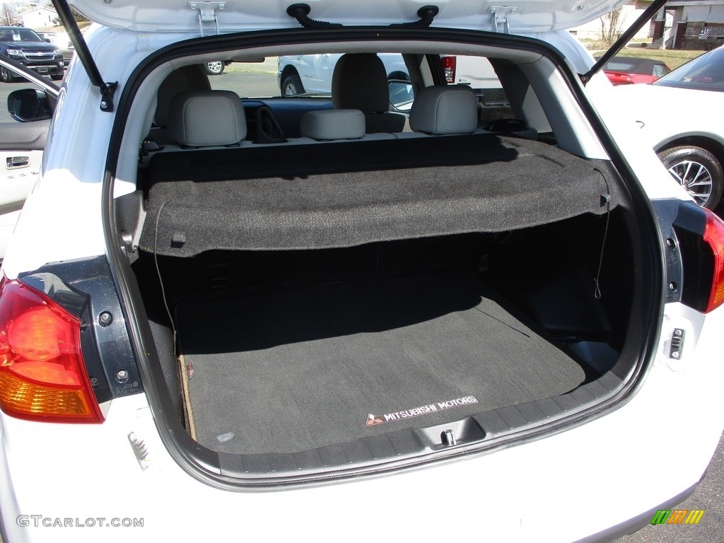 2017 Mitsubishi Outlander Sport ES AWC Trunk Photo #141301929