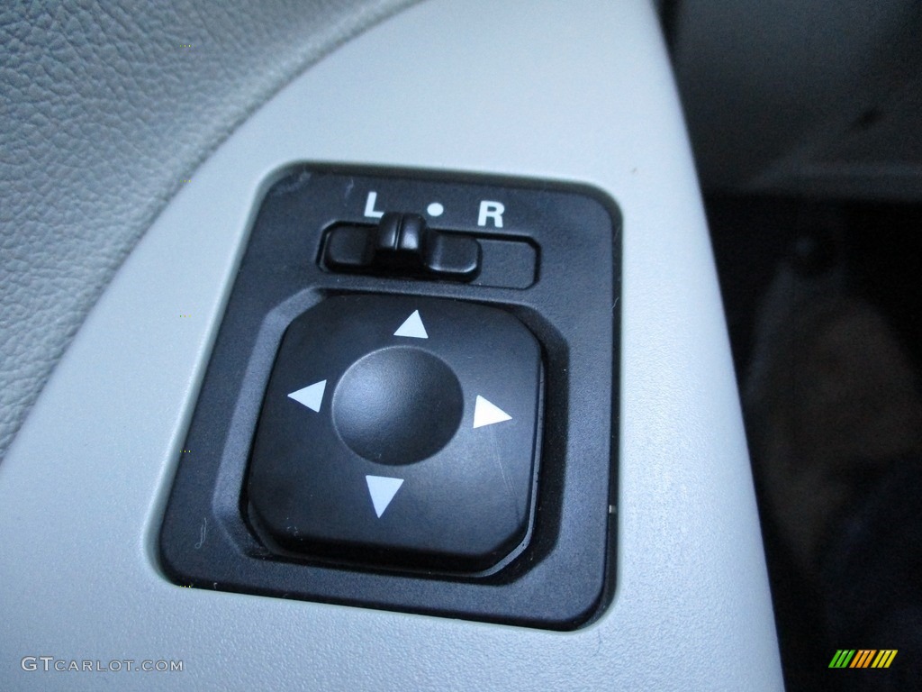 2017 Mitsubishi Outlander Sport ES AWC Controls Photo #141301965