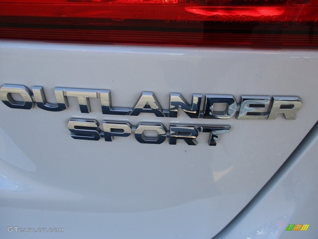 2017 Mitsubishi Outlander Sport ES AWC Marks and Logos Photo #141302209