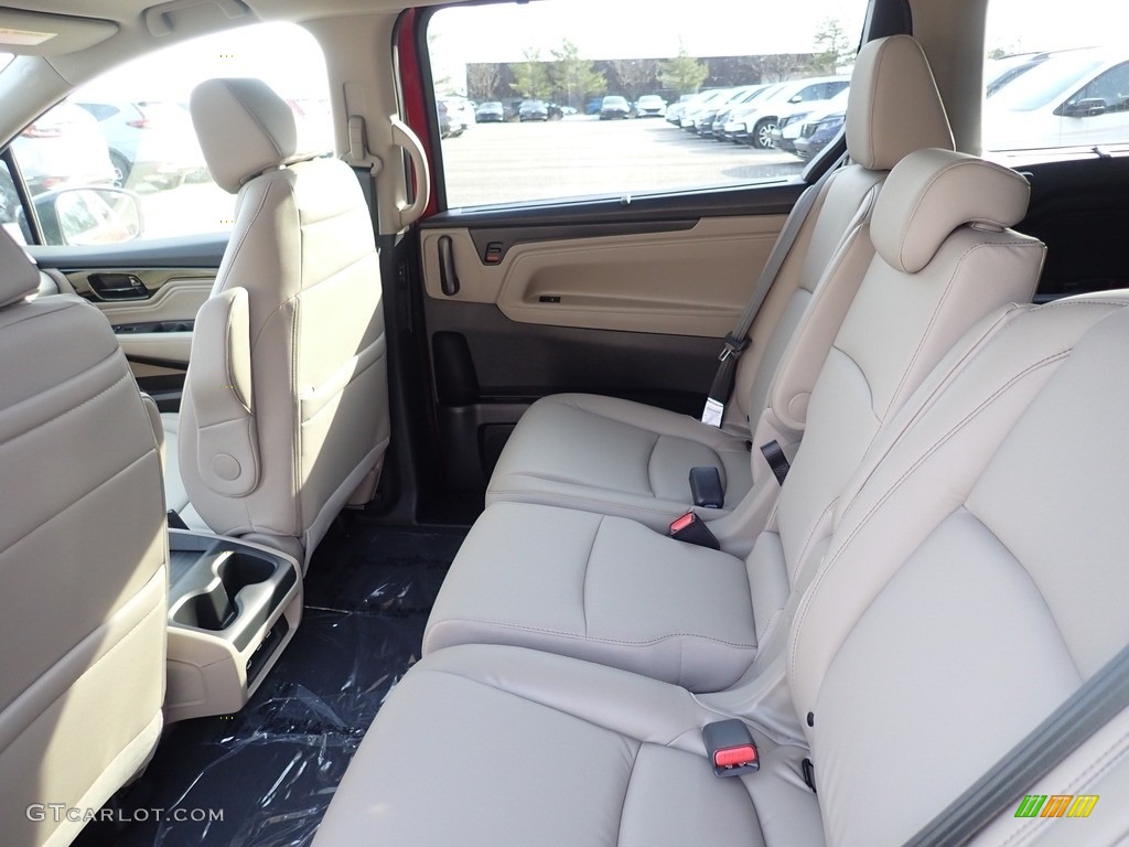 2022 Honda Odyssey Touring Rear Seat Photo #141307827