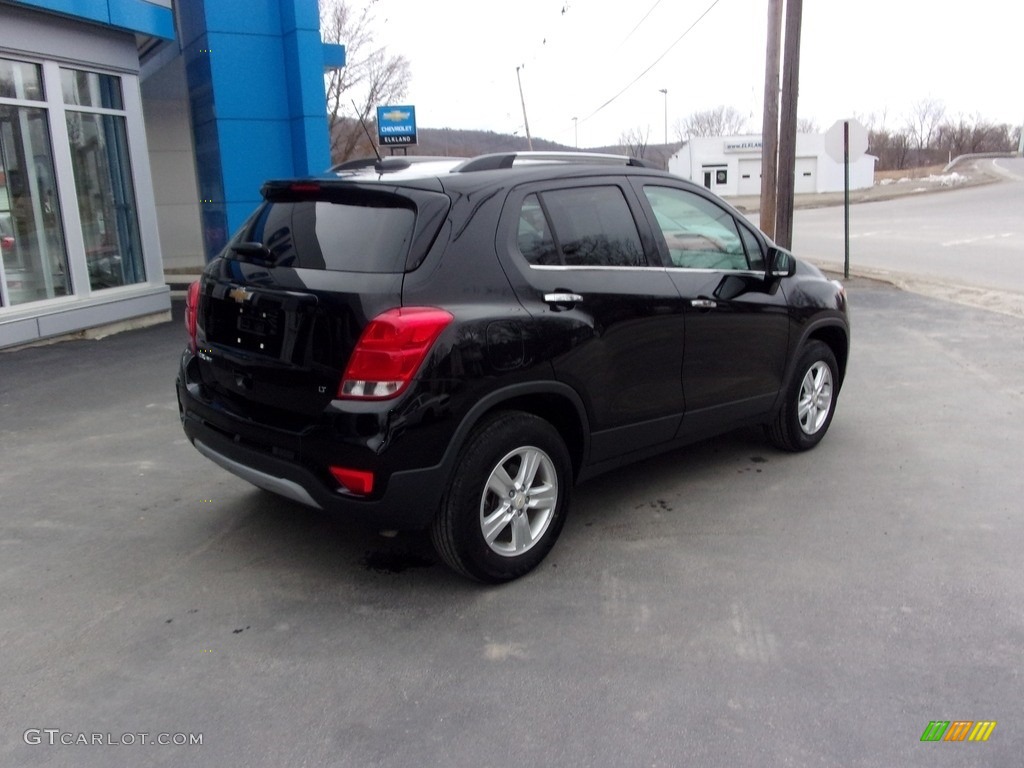 2017 Trax LT AWD - Mosaic Black Metallic / Jet Black photo #2