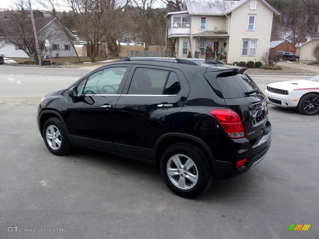 2017 Trax LT AWD - Mosaic Black Metallic / Jet Black photo #4