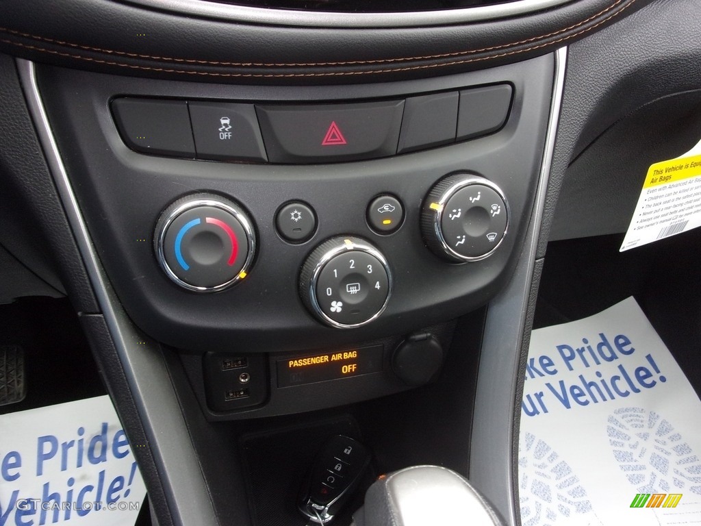 2017 Trax LT AWD - Mosaic Black Metallic / Jet Black photo #21