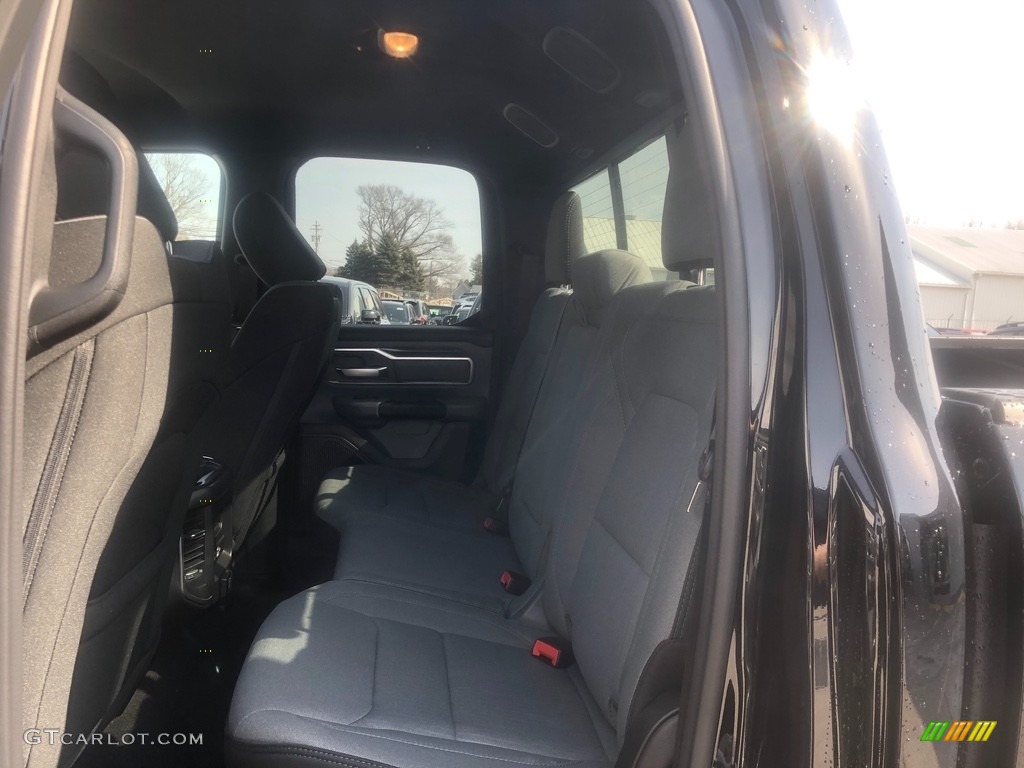2021 1500 Big Horn Quad Cab 4x4 - Diamond Black Crystal Pearl / Diesel Gray/Black photo #3