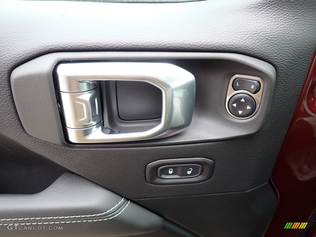 2021 Jeep Gladiator Overland 4x4 Controls Photo #141310983