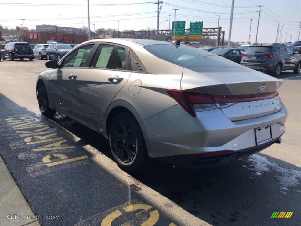 2021 Elantra SEL - Shimmering Silver Pearl / Black photo #3