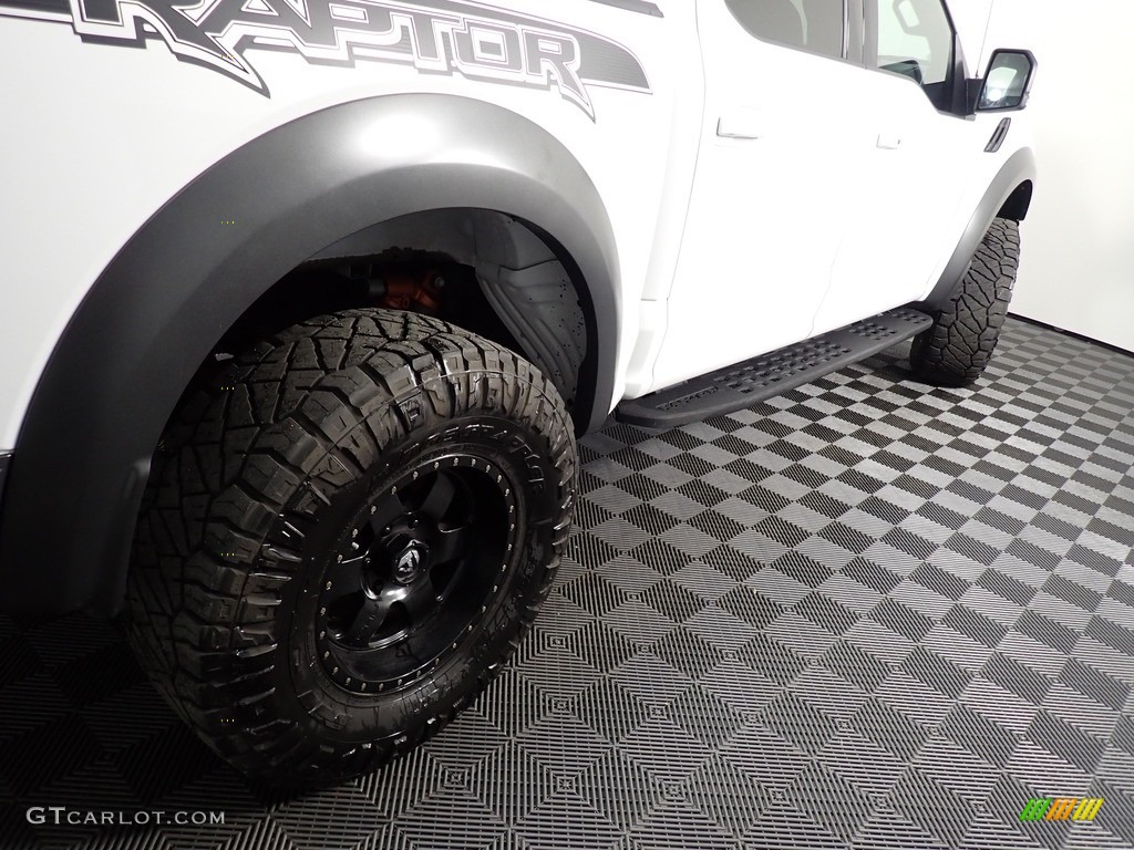 2019 F150 SVT Raptor SuperCrew 4x4 - Oxford White / Raptor Black photo #19