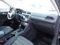 Deep Black Pearl - Tiguan SE 4MOTION Photo No. 6
