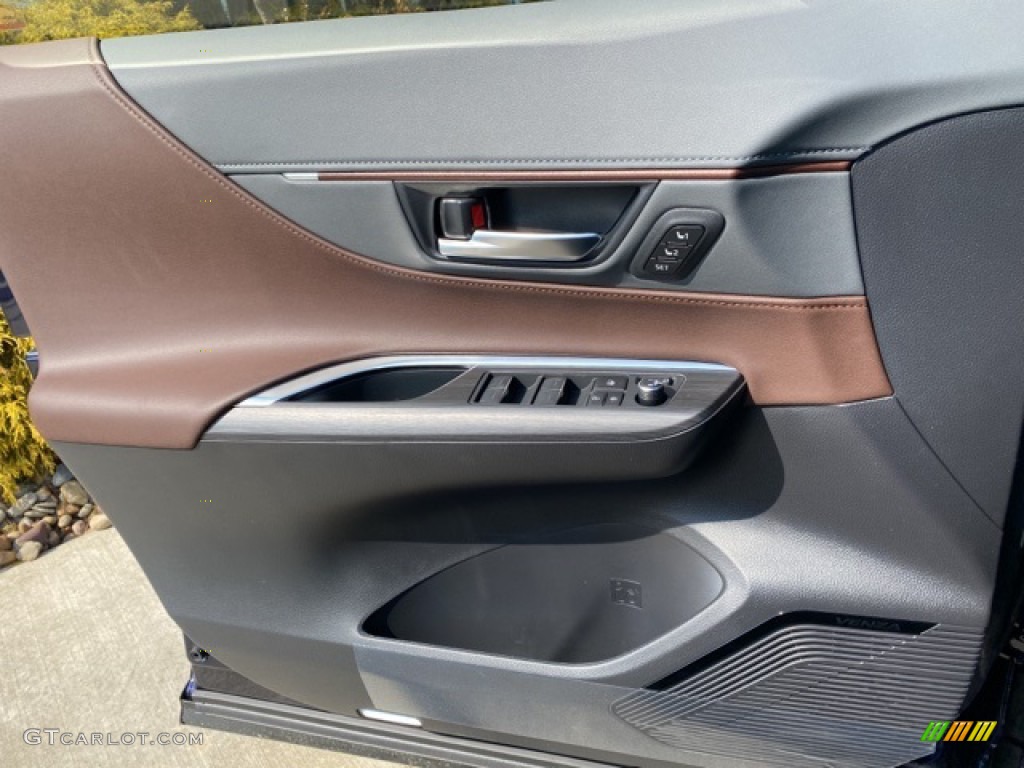 2021 Venza Hybrid Limited AWD - Blueprint / Black photo #24