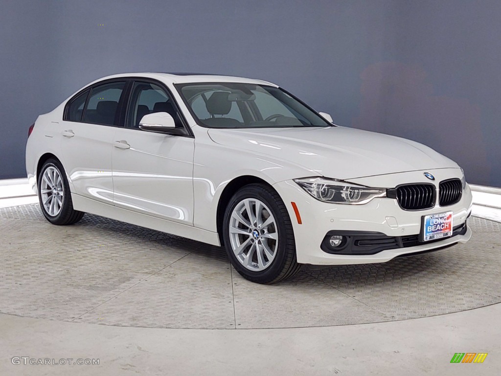 2018 3 Series 320i Sedan - Alpine White / Black photo #37