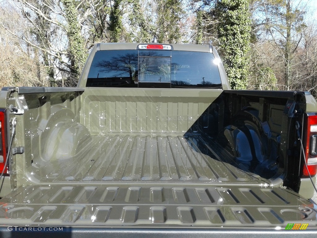 2021 1500 Built to Serve Edition Crew Cab 4x4 - Tank / Black photo #8