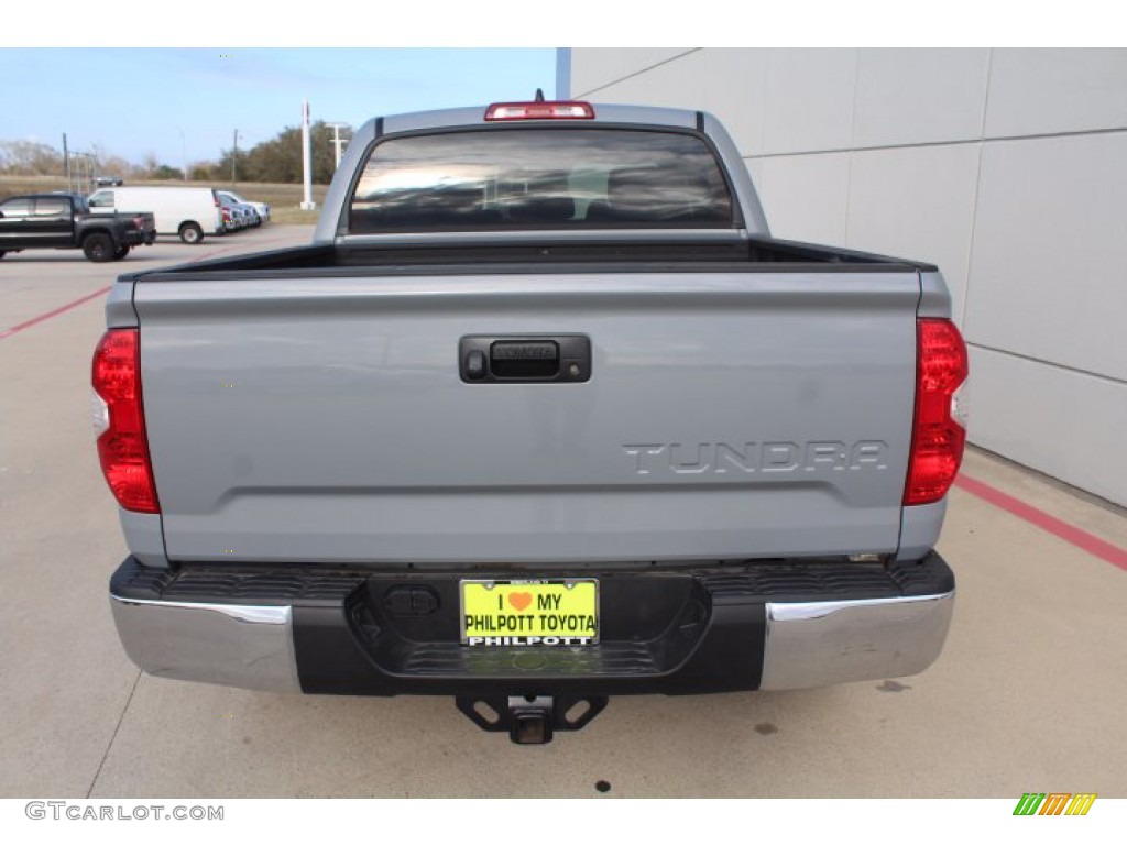 2020 Tundra SR5 CrewMax - Silver Sky Metallic / Black photo #7