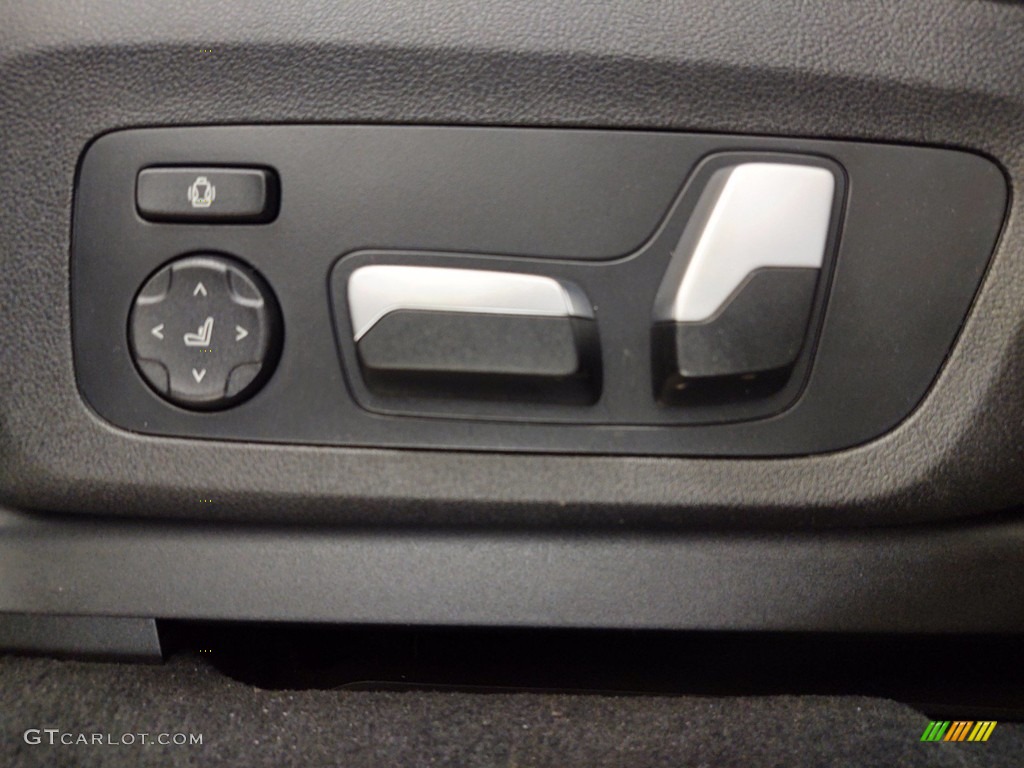 2021 X3 sDrive30i - Dark Graphite Metallic / Black photo #11