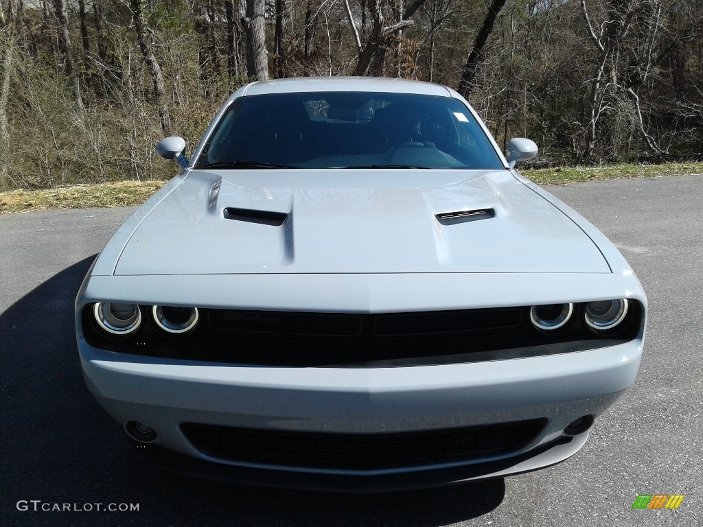2021 Challenger SXT - Smoke Show / Black photo #3
