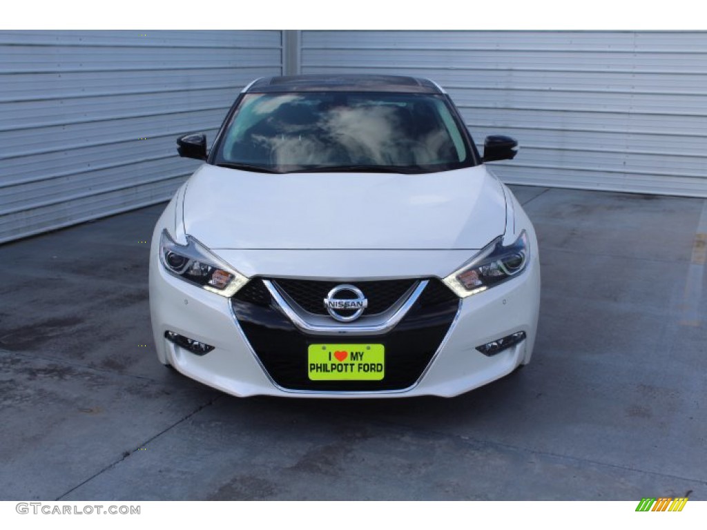 2017 Maxima Platinum - Pearl White / Charcoal photo #3