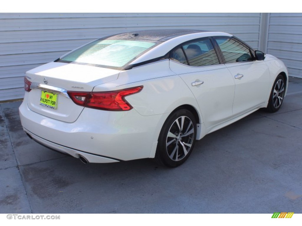 2017 Maxima Platinum - Pearl White / Charcoal photo #9