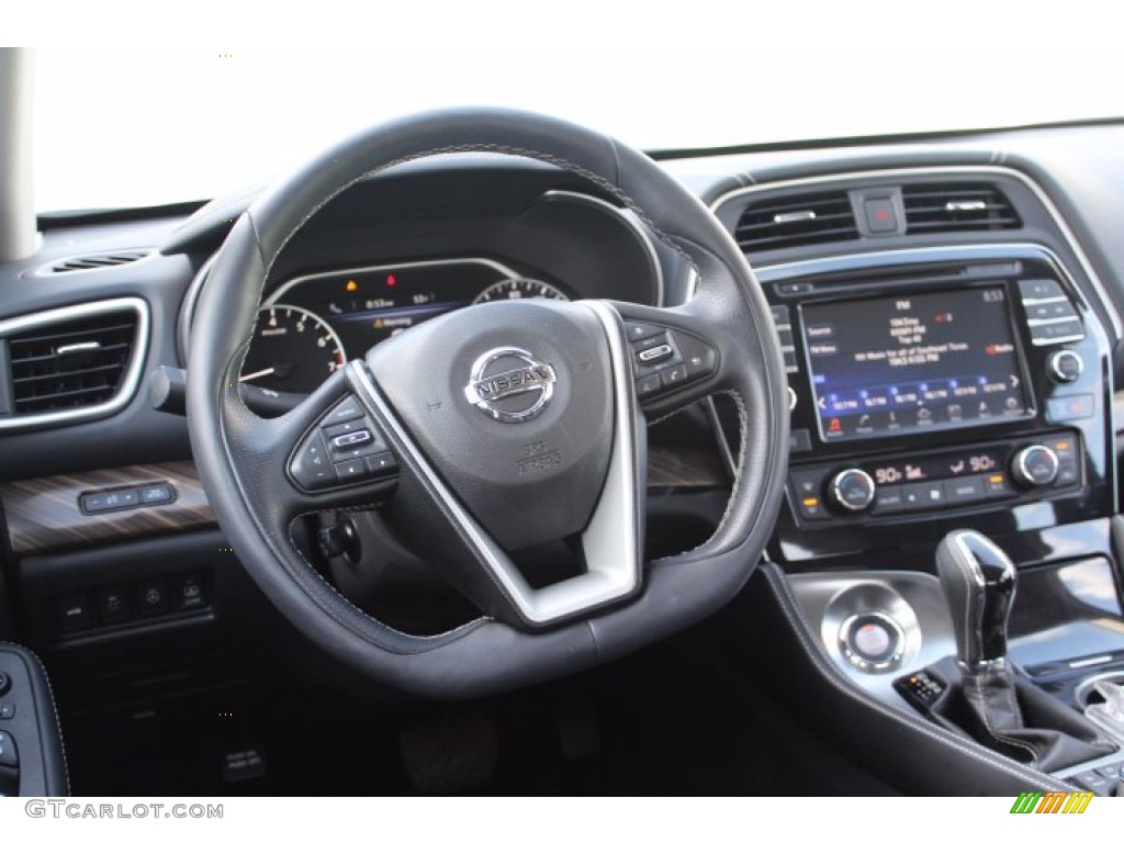 2017 Maxima Platinum - Pearl White / Charcoal photo #23