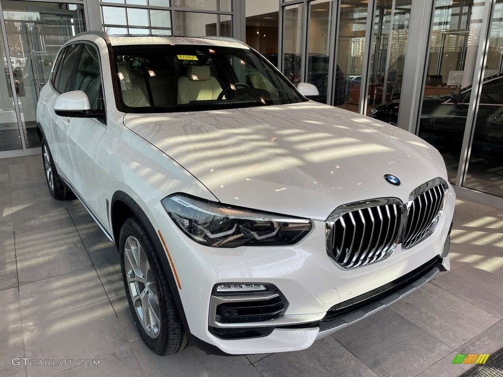 2021 X5 xDrive40i - Mineral White Metallic / Canberra Beige photo #1