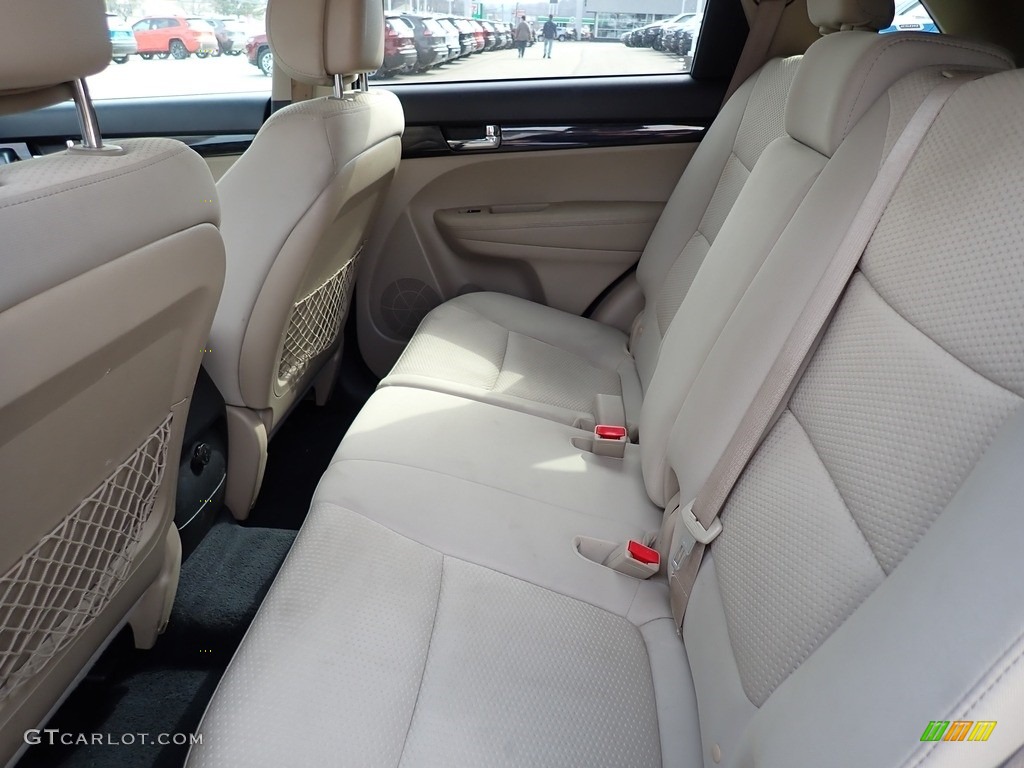 2011 Sorento LX - Spicy Red / Beige photo #12