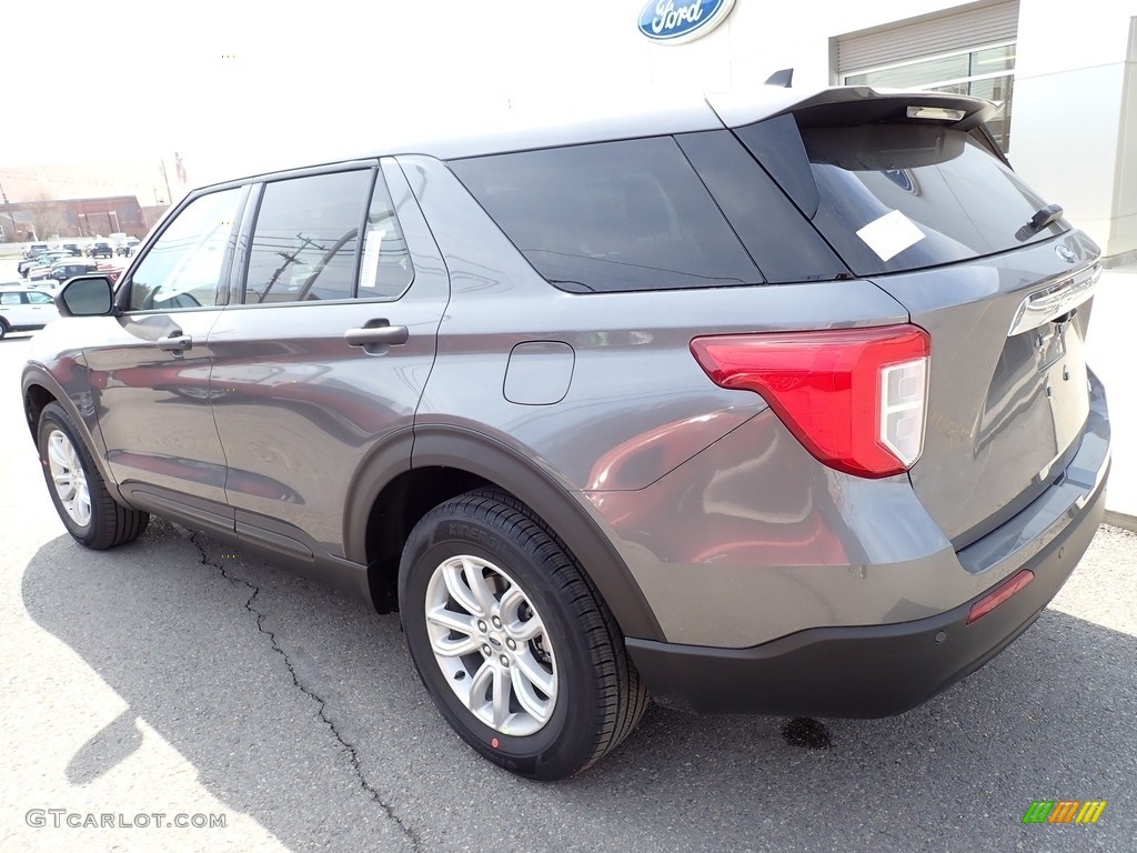 2021 Explorer 4WD - Carbonized Gray Metallic / Sandstone photo #3