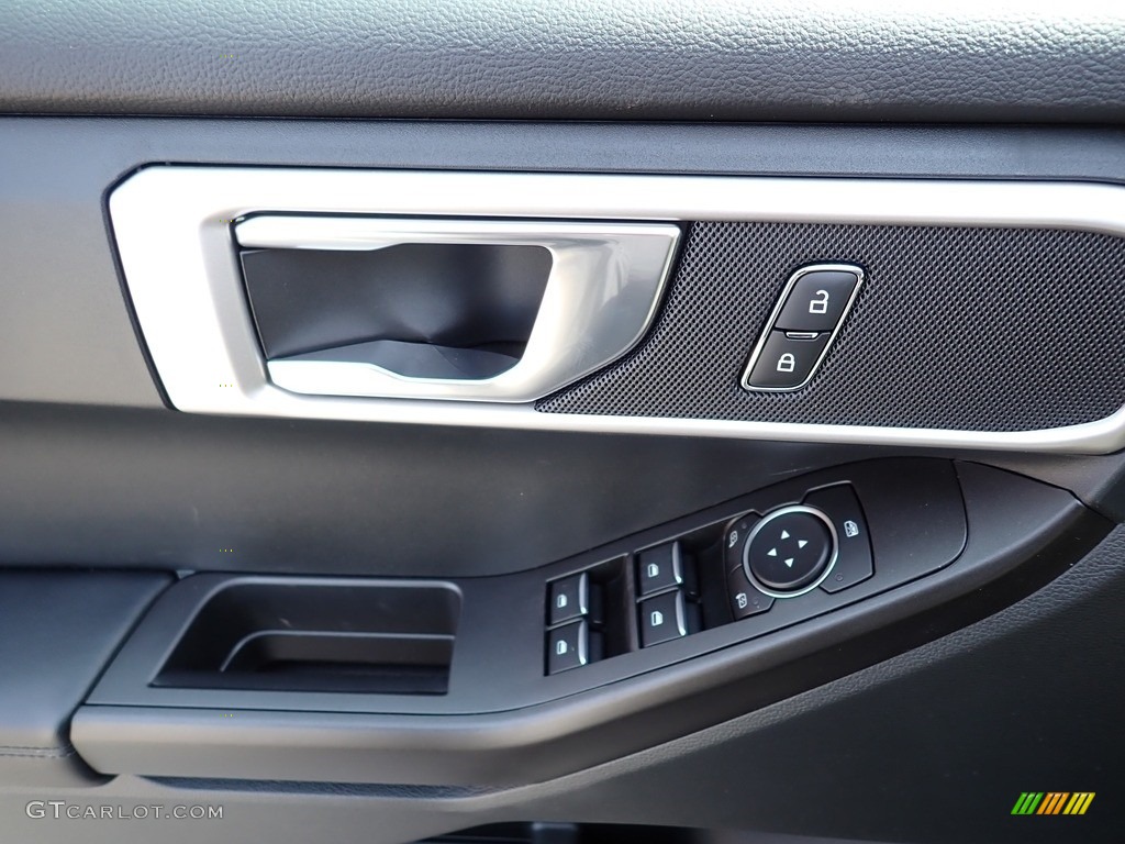 2021 Explorer 4WD - Carbonized Gray Metallic / Sandstone photo #14