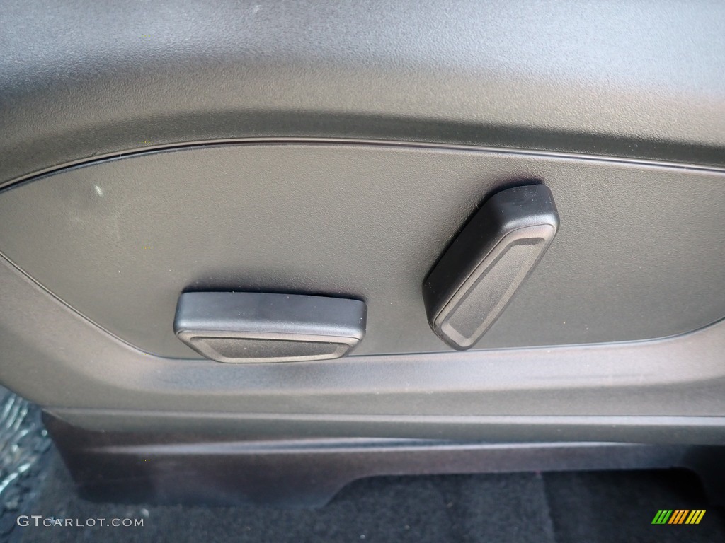 2021 Explorer 4WD - Carbonized Gray Metallic / Sandstone photo #16