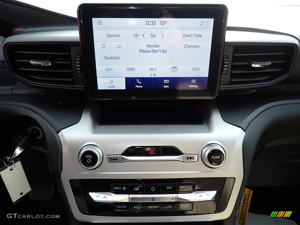 2021 Explorer 4WD - Carbonized Gray Metallic / Sandstone photo #20