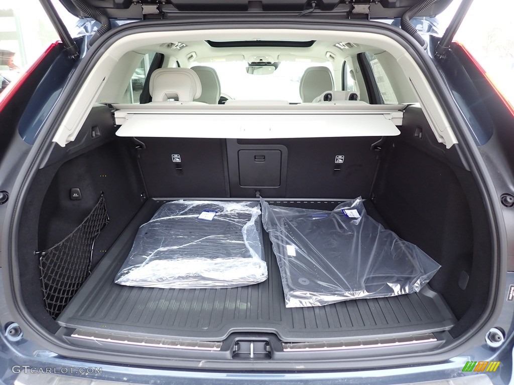 2021 XC60 T5 AWD Inscription - Denim Blue Metallic / Blonde/Charcoal photo #3