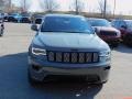 Sting-Gray - Grand Cherokee Laredo 4x4 Photo No. 2