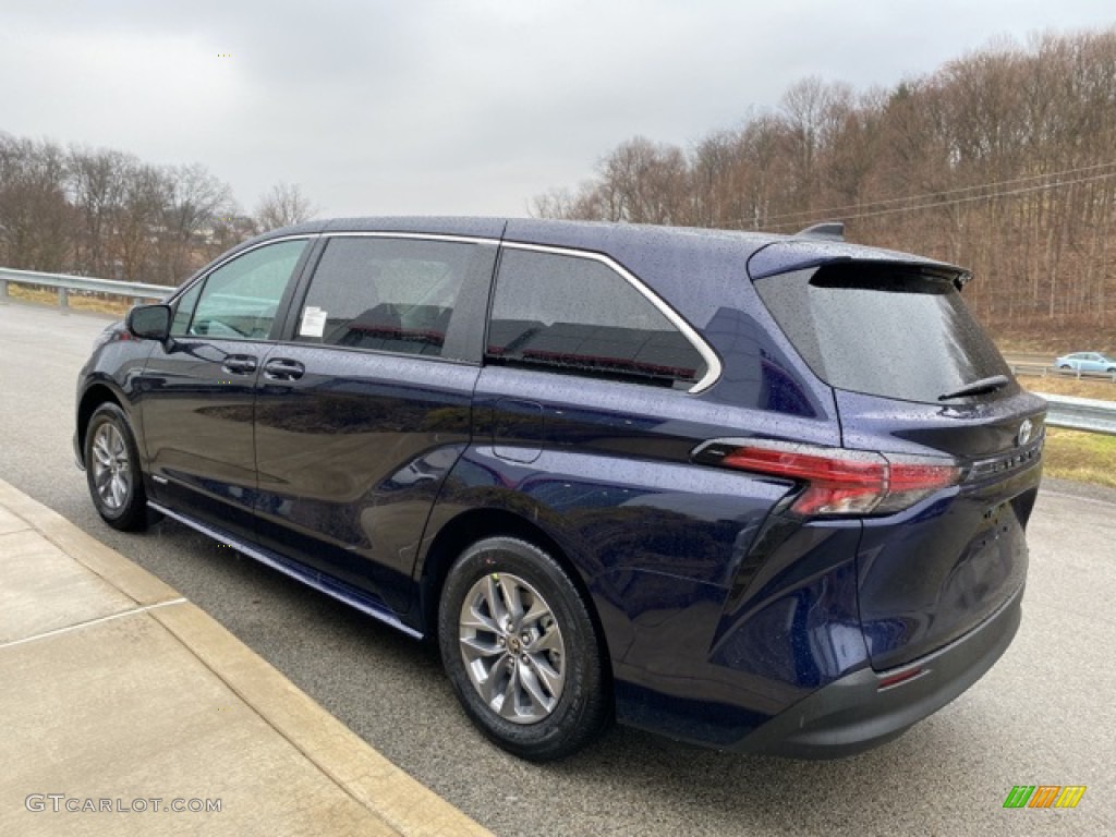 2021 Sienna LE Hybrid - Blueprint / Graphite photo #2