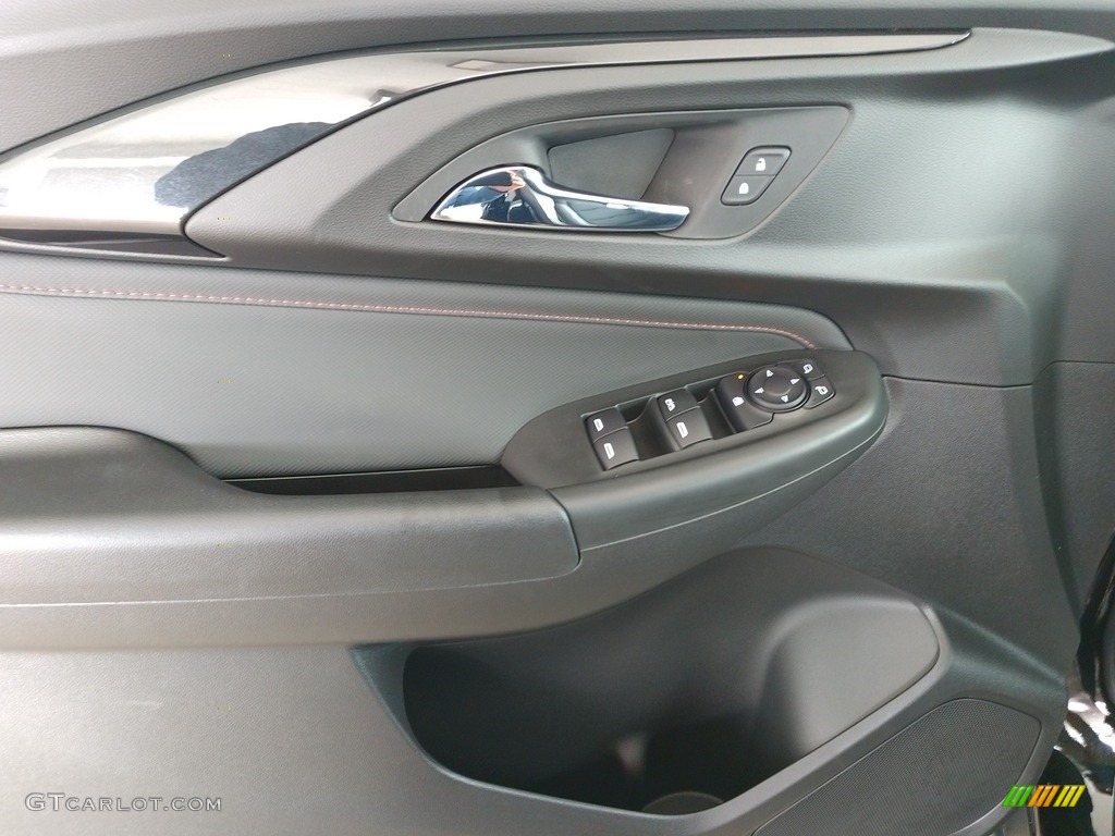 2021 Chevrolet Trailblazer RS Door Panel Photos