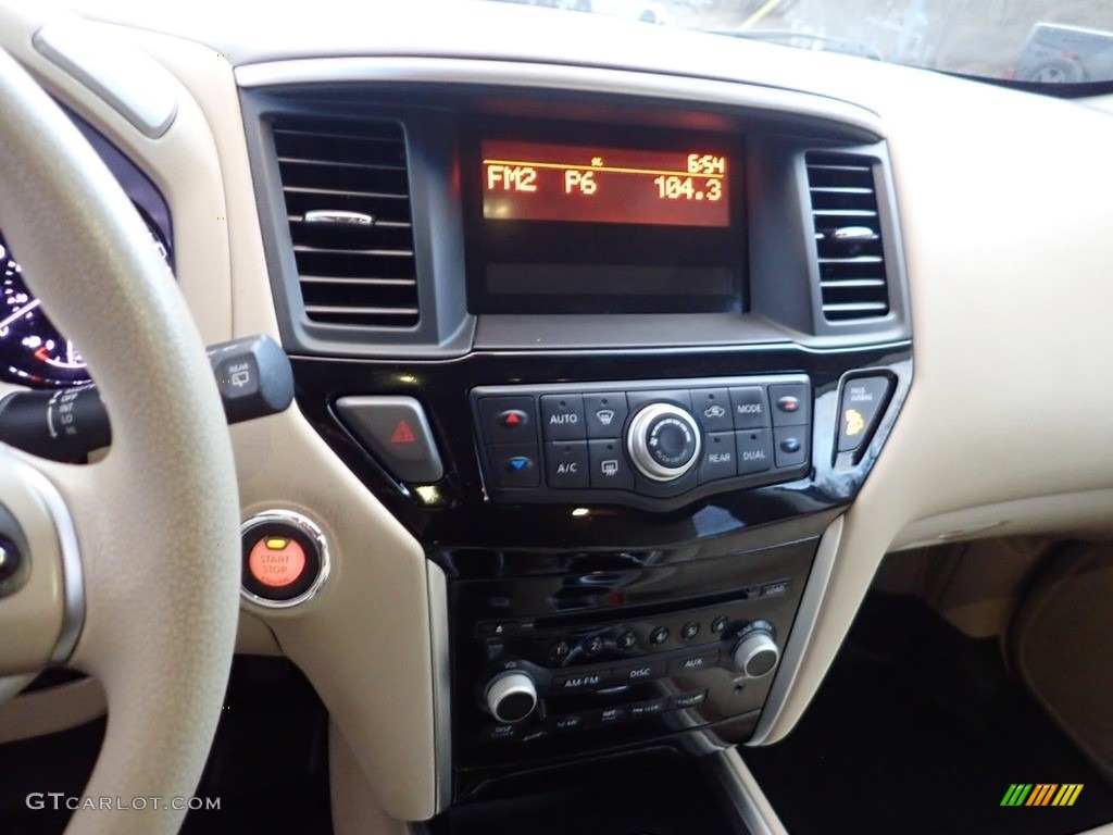 2014 Pathfinder S AWD - Moonlight White / Almond photo #23