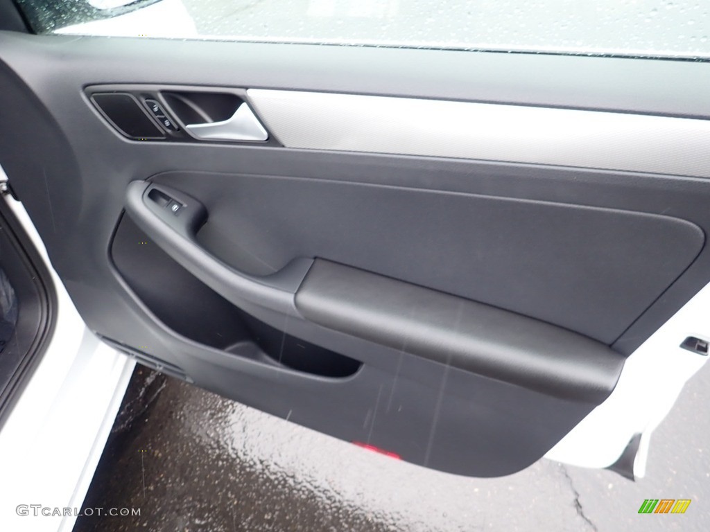 2017 Volkswagen Jetta SE Titan Black Door Panel Photo #141353532