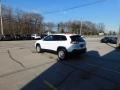 Bright White - Cherokee Latitude 4x4 Photo No. 10