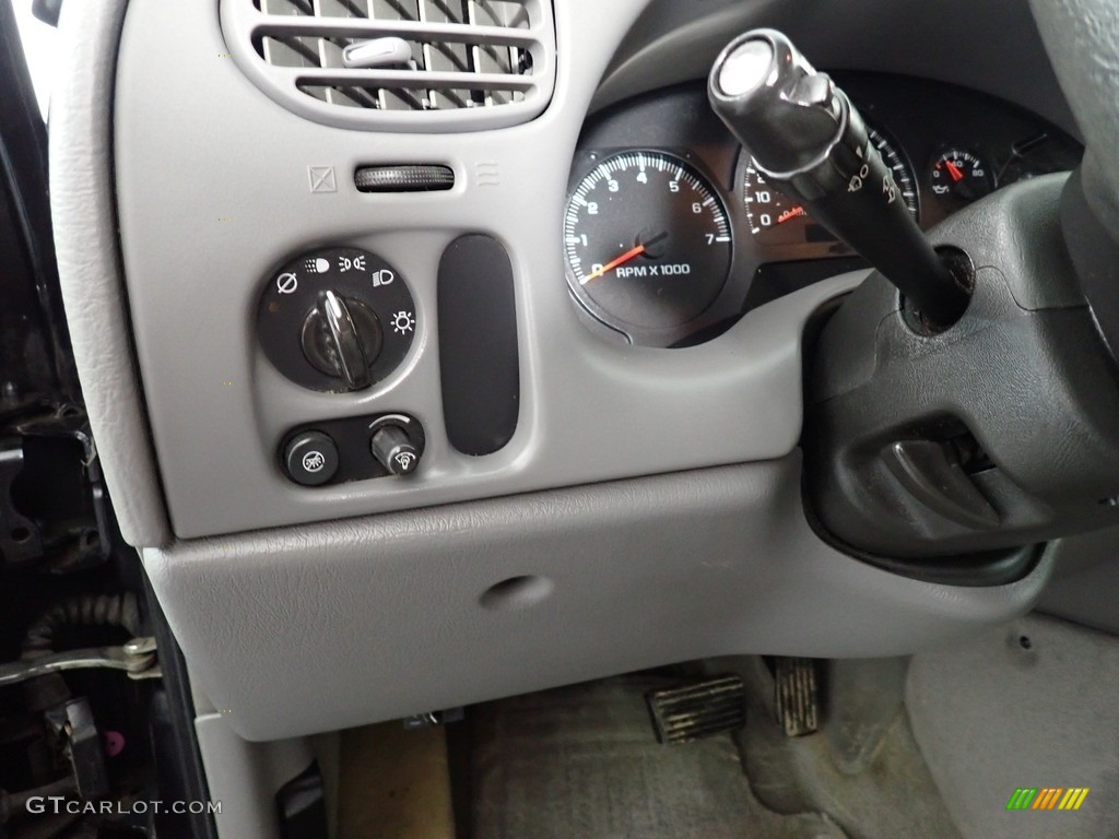 2005 TrailBlazer LS - Graystone Metallic / Light Gray photo #21