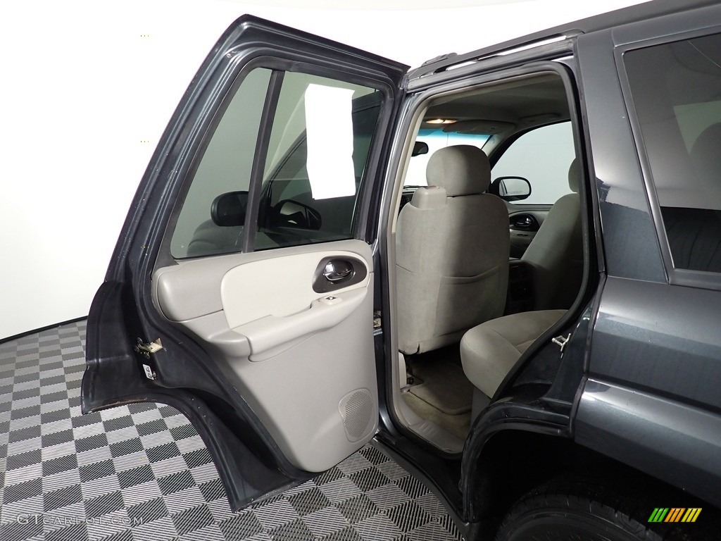 2005 TrailBlazer LS - Graystone Metallic / Light Gray photo #24