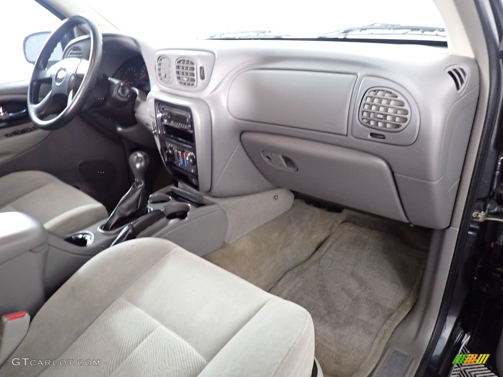 2005 TrailBlazer LS - Graystone Metallic / Light Gray photo #31