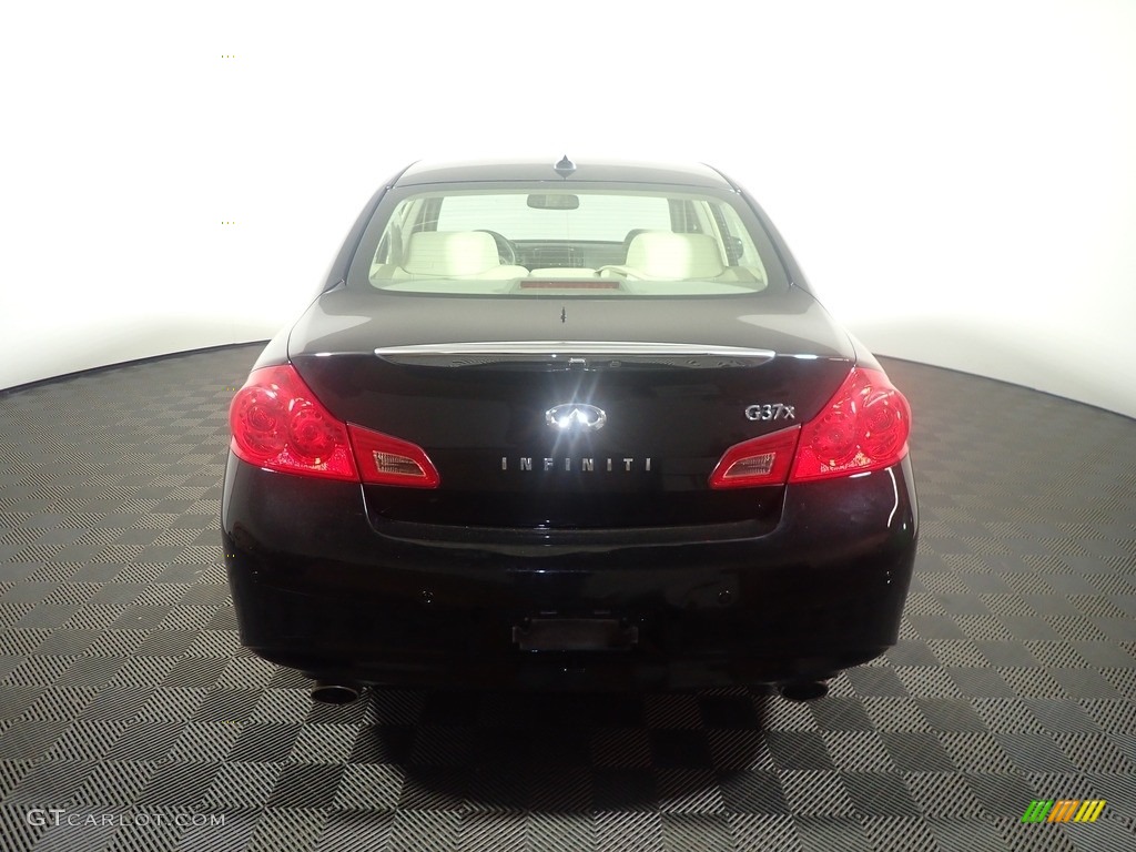 2013 G 37 x AWD Sedan - Black Obsidian / Wheat photo #16