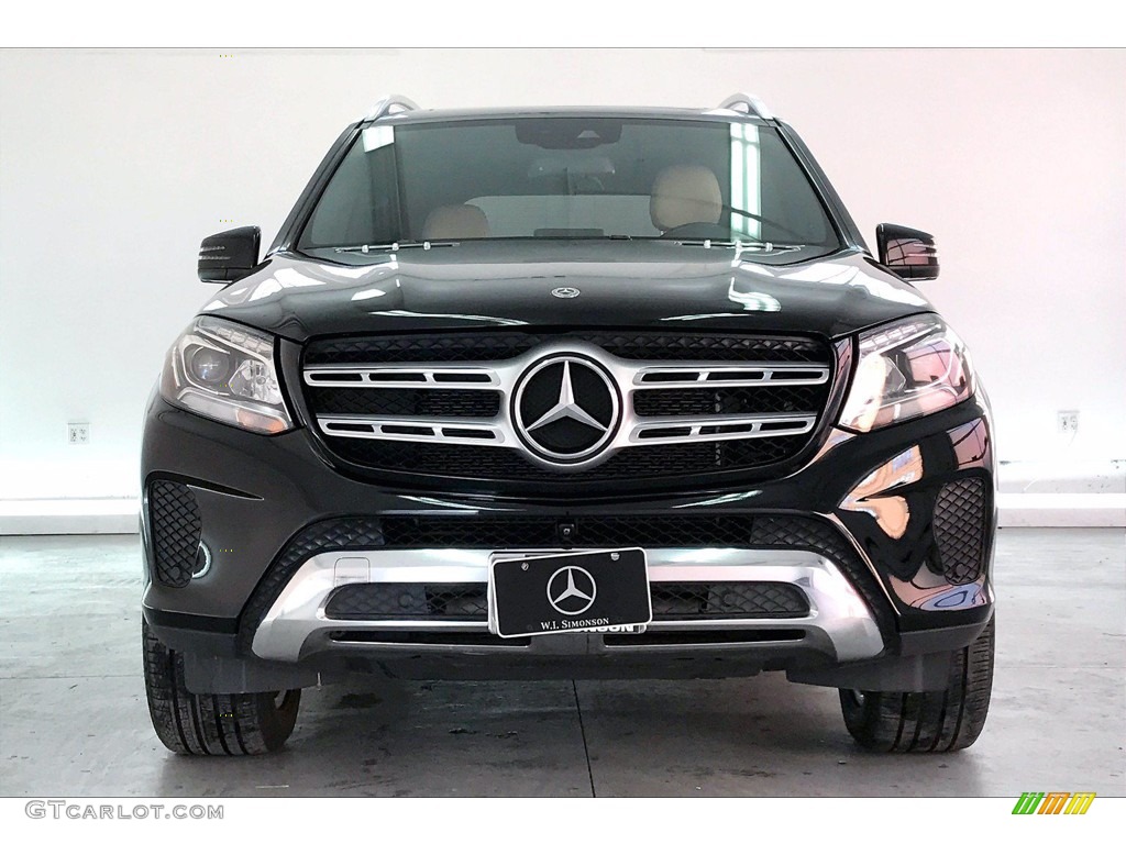 Black Mercedes-Benz GLS