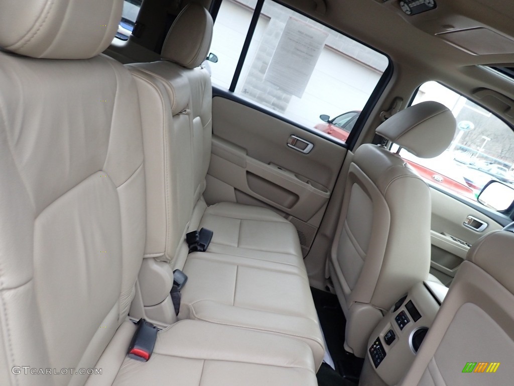 Beige Interior 2015 Honda Pilot EX-L 4WD Photo #141358092